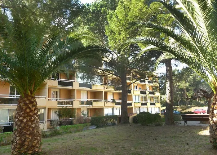 Les Embruns
